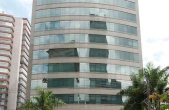 Maria Cecília Lara Campos