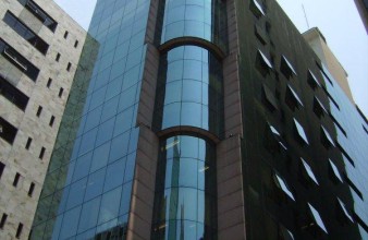 Crystal Tower - Frei Caneca